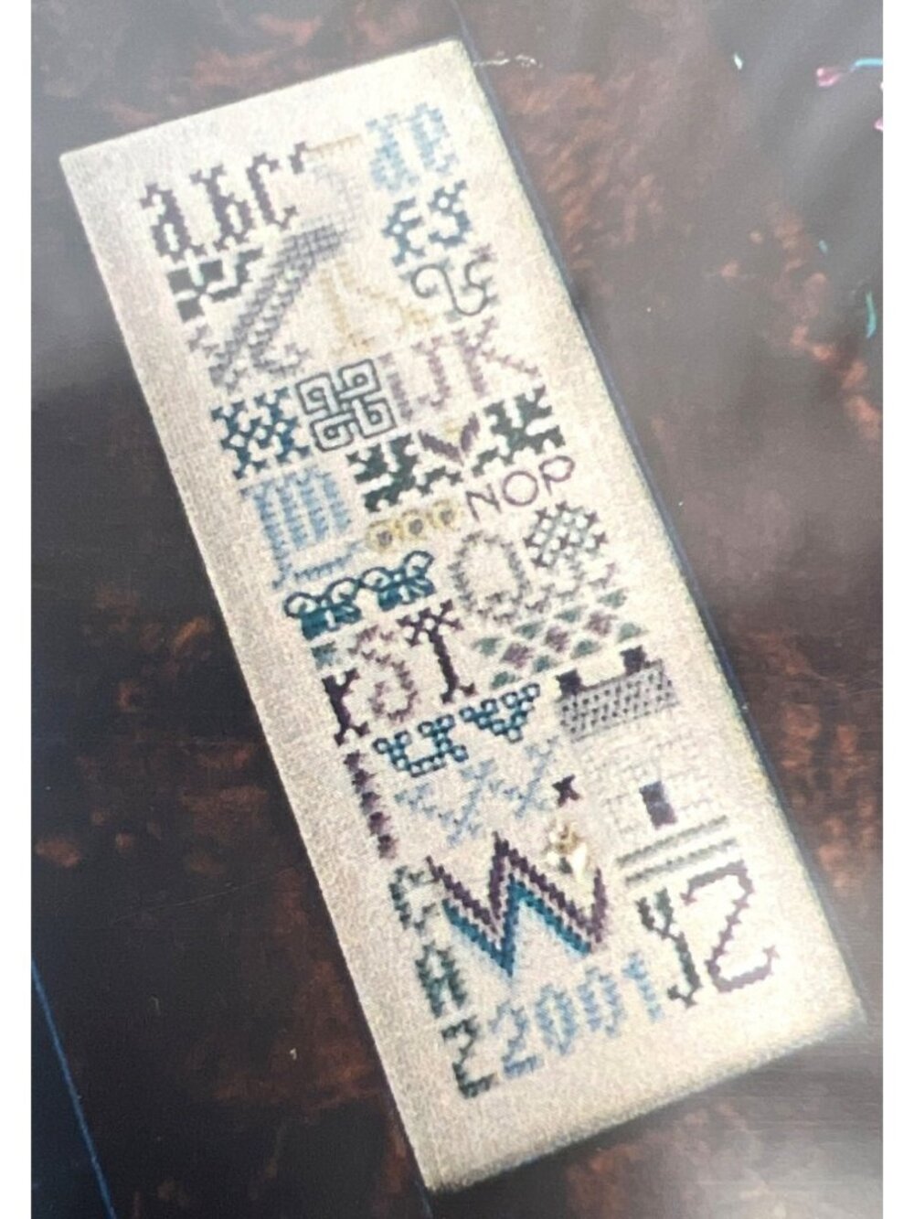 The Drawn Thread Minute Spot Counted Cross Stitch Kit With Floss & Charm